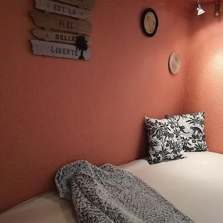 Apartman Belle Vue Sur Port Et Tour Barberousse *